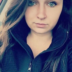 Meet your Posher, Jenn